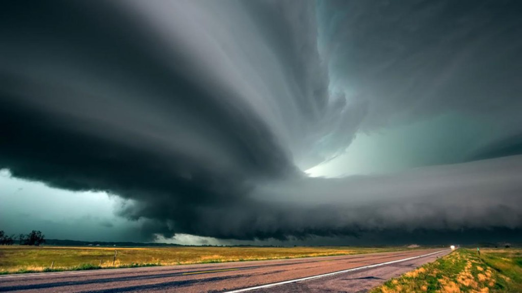 A monster forms supercell