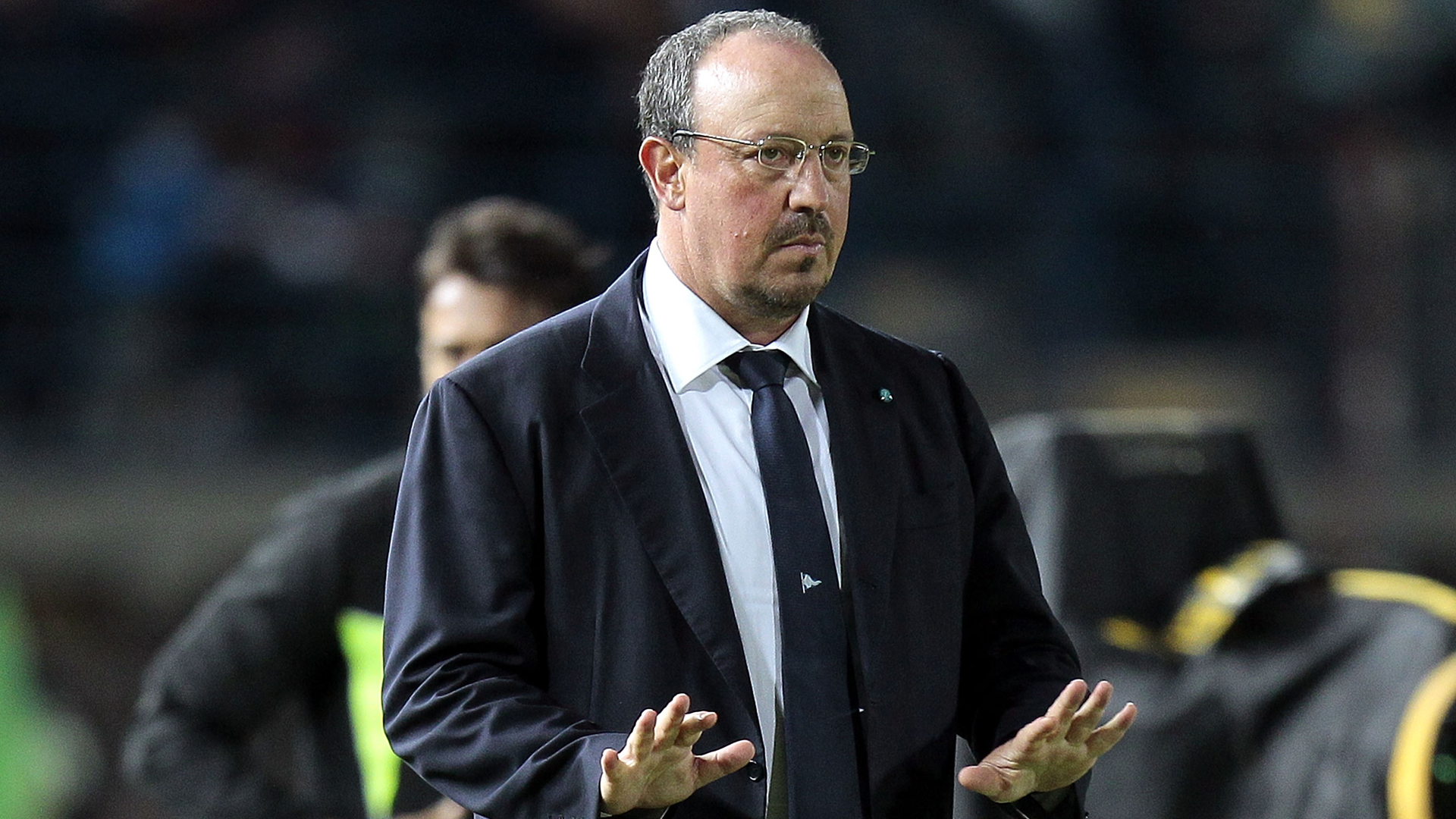 EMPOLI, ITALY - APRIL 30: Rafael Benitez of SSC Napoli gestures during the Serie A match between Empoli FC and SSC Napoli at Stadio Carlo Castellani on April 30, 2015 in Empoli, Italy.  (Photo by Gabriele Maltinti/Getty Images)